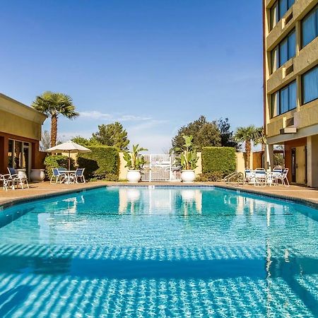 Clarion Hotel Concord-Walnut Creek Kültér fotó